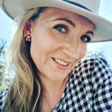 Load image into Gallery viewer, Horse Stud Earrings