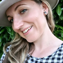 Load image into Gallery viewer, Alaskan Malamute Dog Stud Earrings