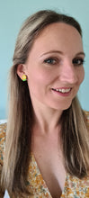 Load image into Gallery viewer, Sunflower Stud Earrings
