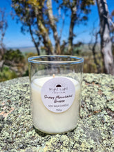 Load image into Gallery viewer, Snowy Mountains Breeze Soy Wax Candle