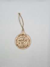 Load image into Gallery viewer, Wooden Engraved Christmas Ornaments
