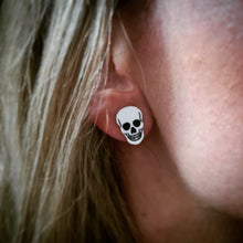 Load image into Gallery viewer, Skull Stud Earrings