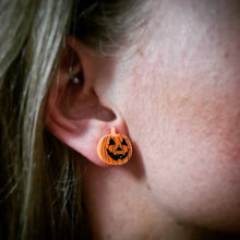 Load image into Gallery viewer, Halloween Jack O Lantern Pumpkin Earrings