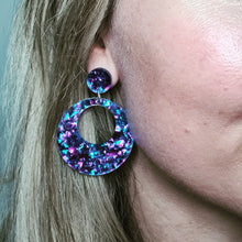 Load image into Gallery viewer, Retro Hoop Dangle Earrings