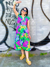 Load image into Gallery viewer, Daisy Chain Stud Dangle Earrings