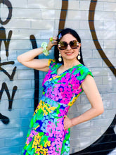 Load image into Gallery viewer, Daisy Chain Stud Dangle Earrings