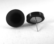 Load image into Gallery viewer, Black Round Stud Earrings