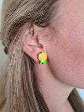 Load image into Gallery viewer, Sunflower Stud Earrings
