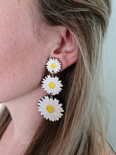 Load image into Gallery viewer, Daisy Chain Earrings
