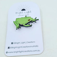 Load image into Gallery viewer, Australian Green Tree Frog Badge Pin
