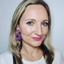 Load image into Gallery viewer, Retro Flower Dangle Earring
